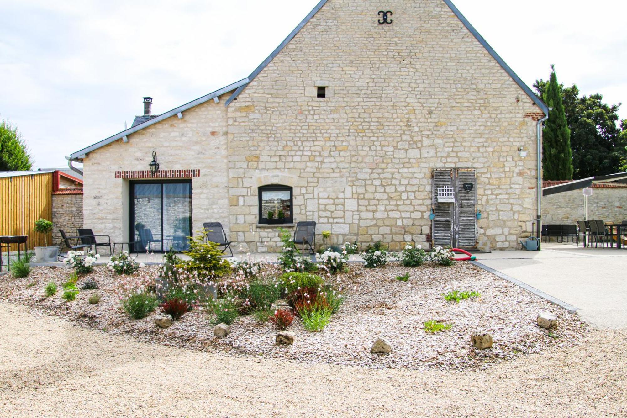Gite La Petite Ferme Clermont-les-Fermes Esterno foto